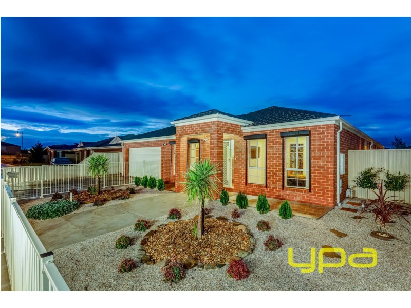 346 Centenary Avenue, Melton West VIC 3337