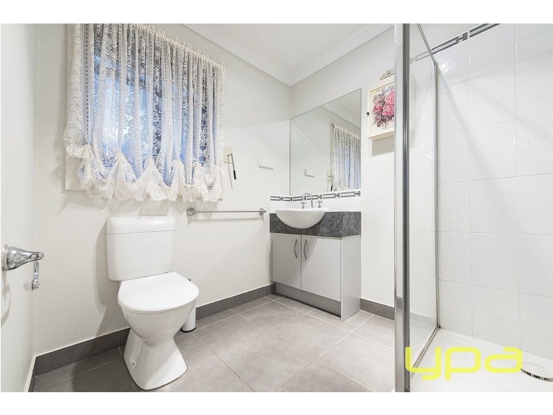 12 Melrome Court, Kurunjang VIC 3337
