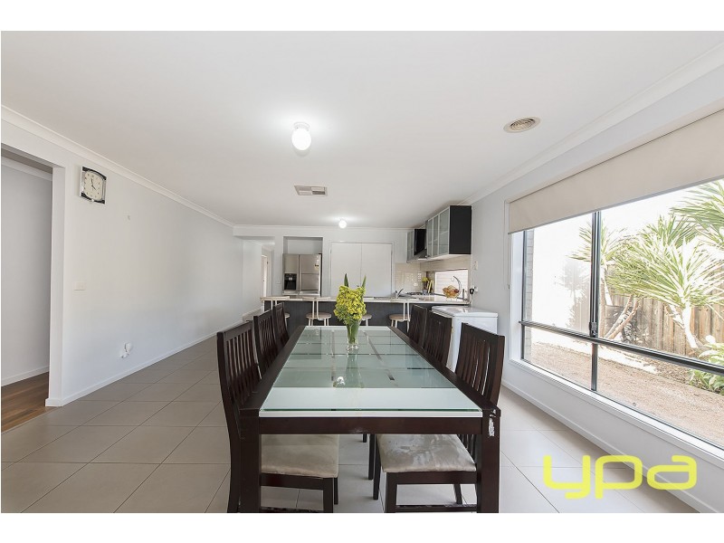 19 Bunya Drive, Brookfield VIC 3338