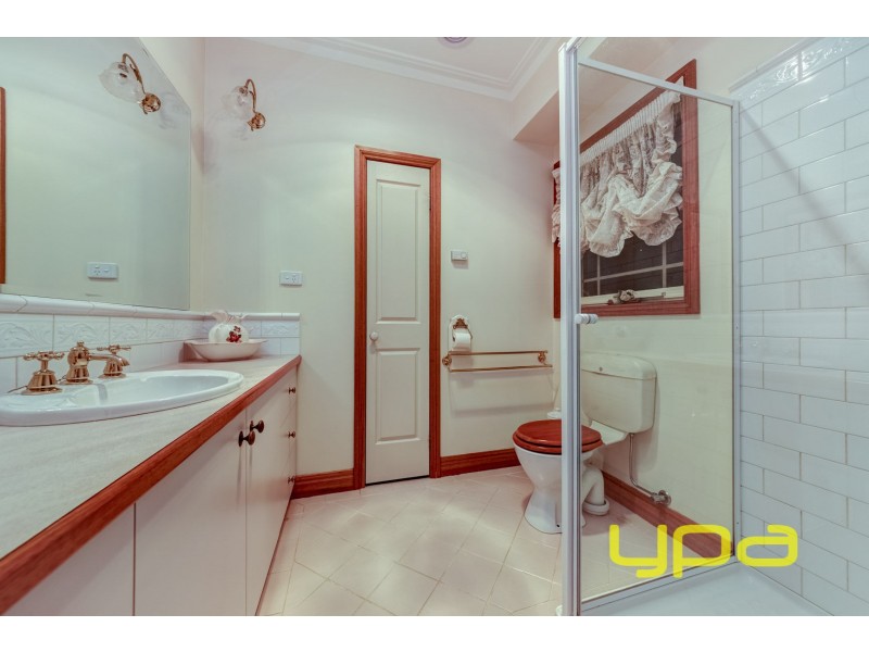 36 Horder Crescent, Darley VIC 3340