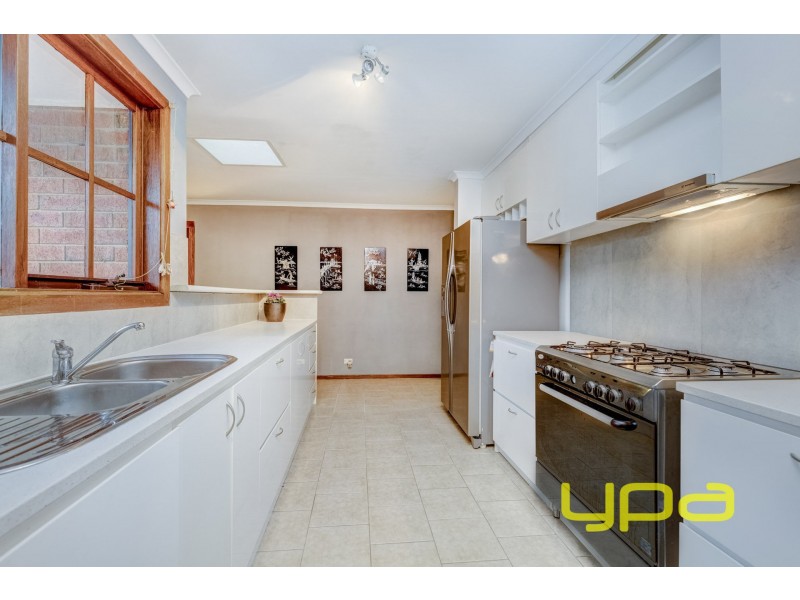 42 Barries Road, Melton VIC 3337