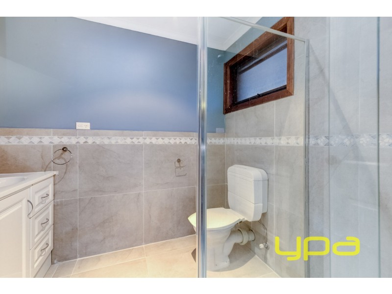 42 Barries Road, Melton VIC 3337