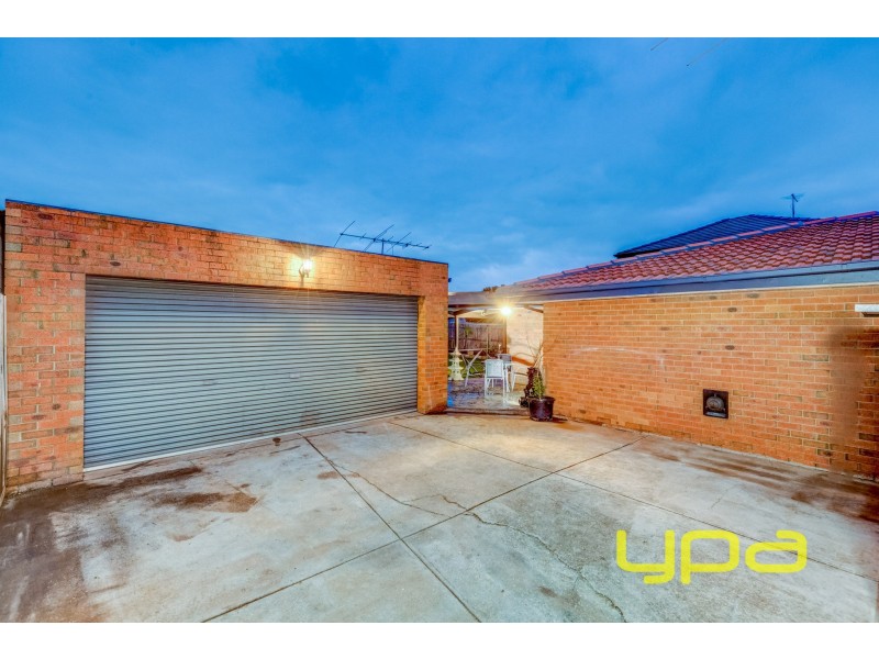 42 Barries Road, Melton VIC 3337