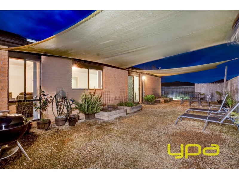 54 McBurnie Drive, Kurunjang VIC 3337