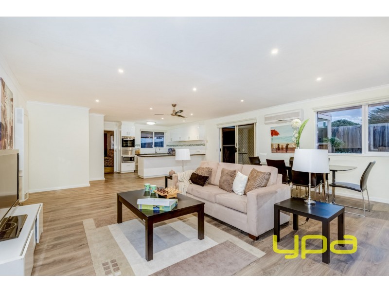 6 Catalina Place, Melton West VIC 3337