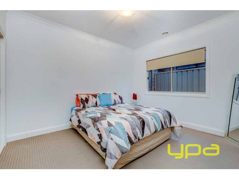 1/10 Dalray Crescent, Kurunjang VIC 3337