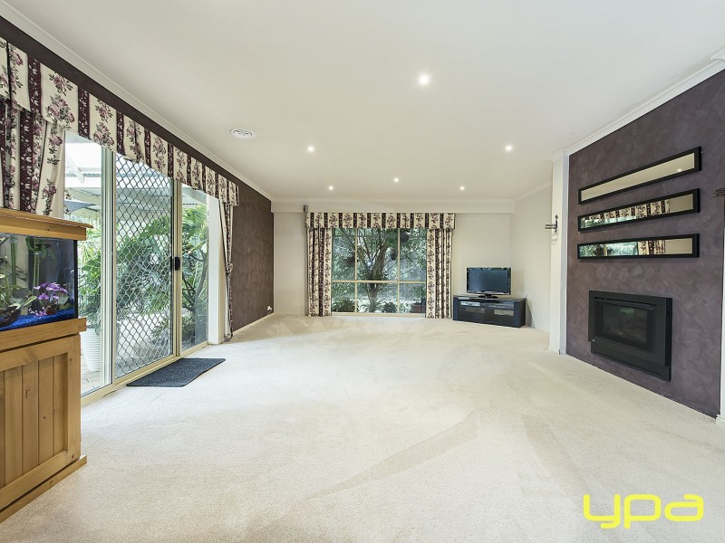 204 Brooklyn Road, Brookfield VIC 3338