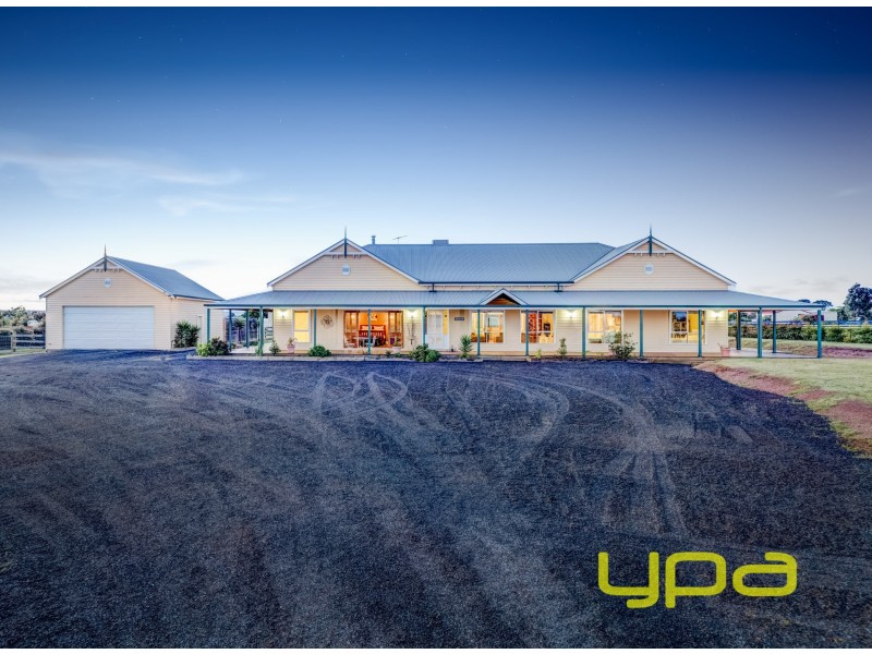 18 Riverview Drive, Hopetoun Park VIC 3340