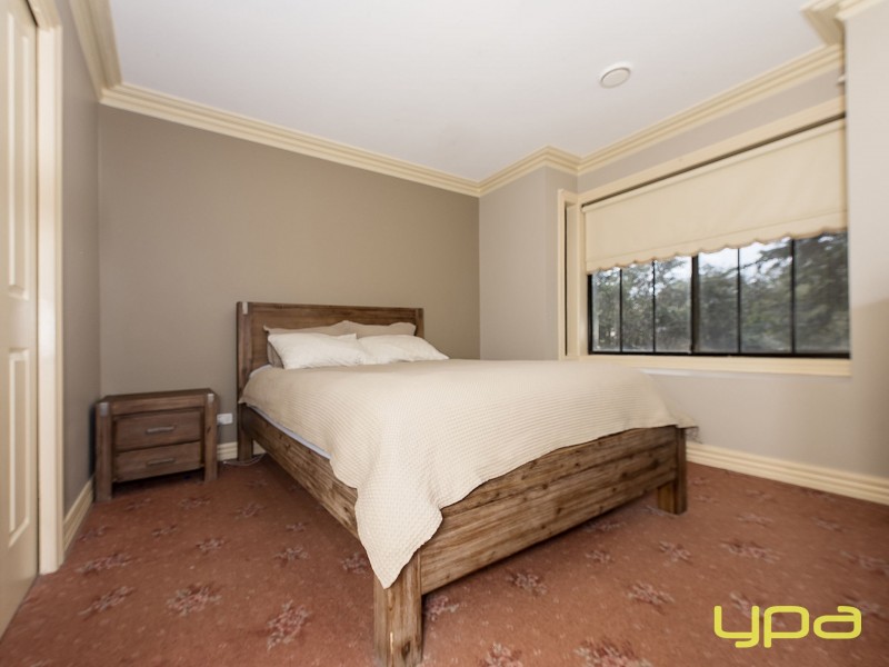 11 Darlingsford Boulevard, Melton VIC 3337