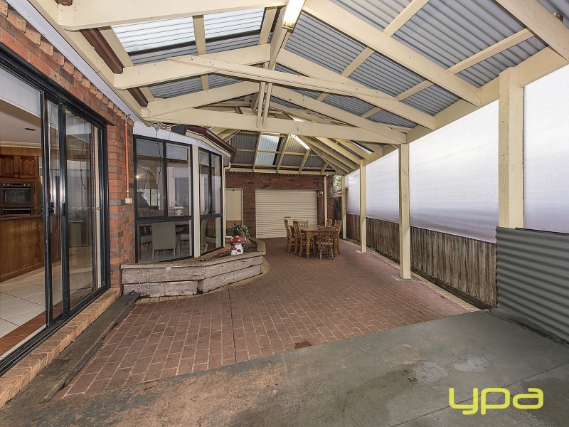 11 Darlingsford Boulevard, Melton VIC 3337