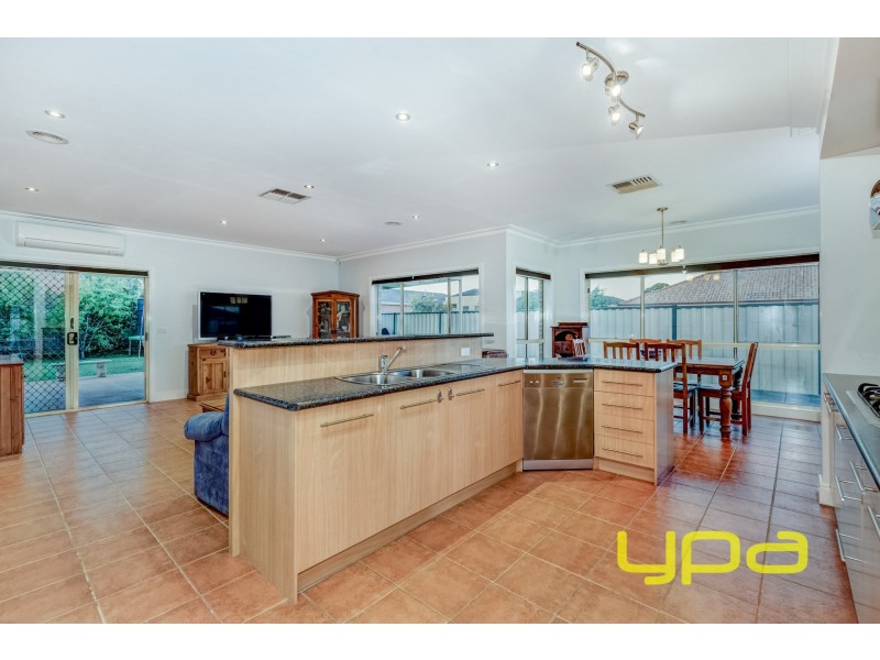 80 Darlingsford Boulevard, Melton VIC 3337