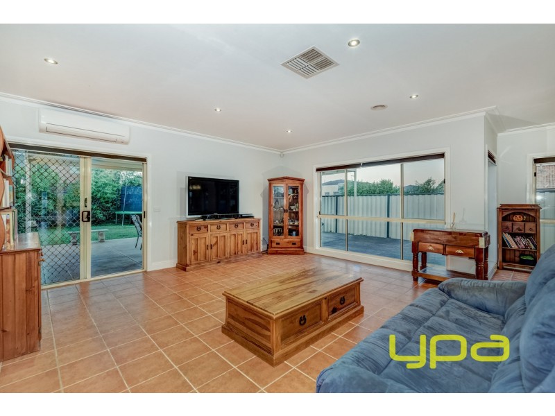 80 Darlingsford Boulevard, Melton VIC 3337