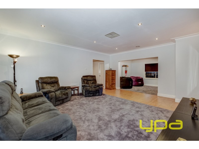 80 Darlingsford Boulevard, Melton VIC 3337