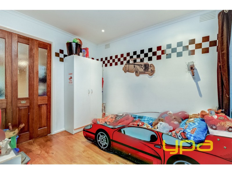 3 Karen Place, Melton West VIC 3337