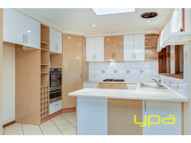 84 Rees Road, Melton South VIC 3338