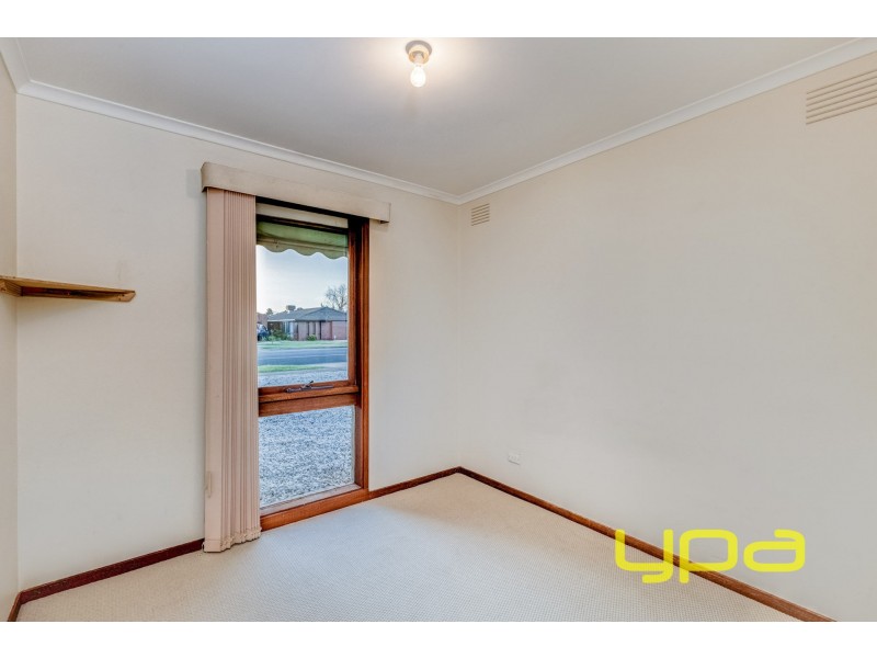 84 Rees Road, Melton South VIC 3338