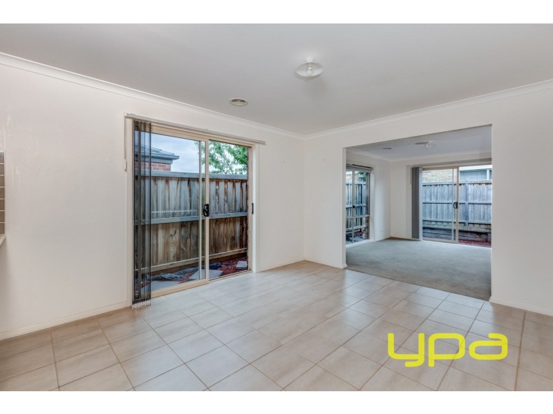 32 Oakpark Drive, Melton West VIC 3337