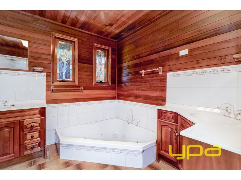 1 Irving Road, Melton VIC 3337