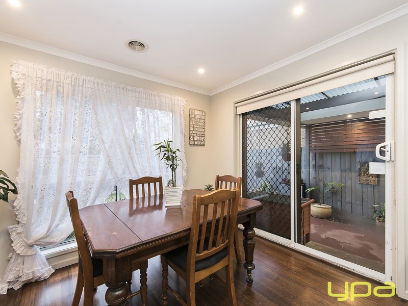 25 Mitchell Road, Melton South VIC 3338
