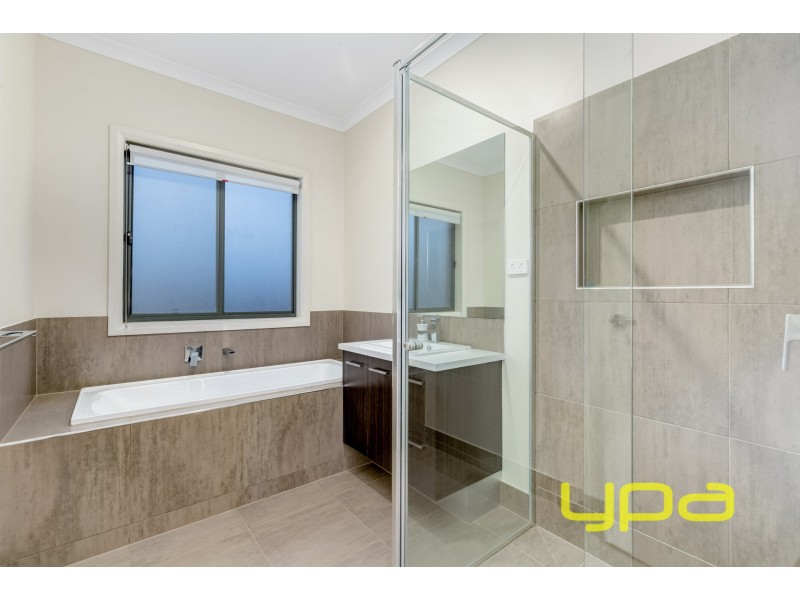 11 View Gully Road, Hopetoun Park VIC 3340