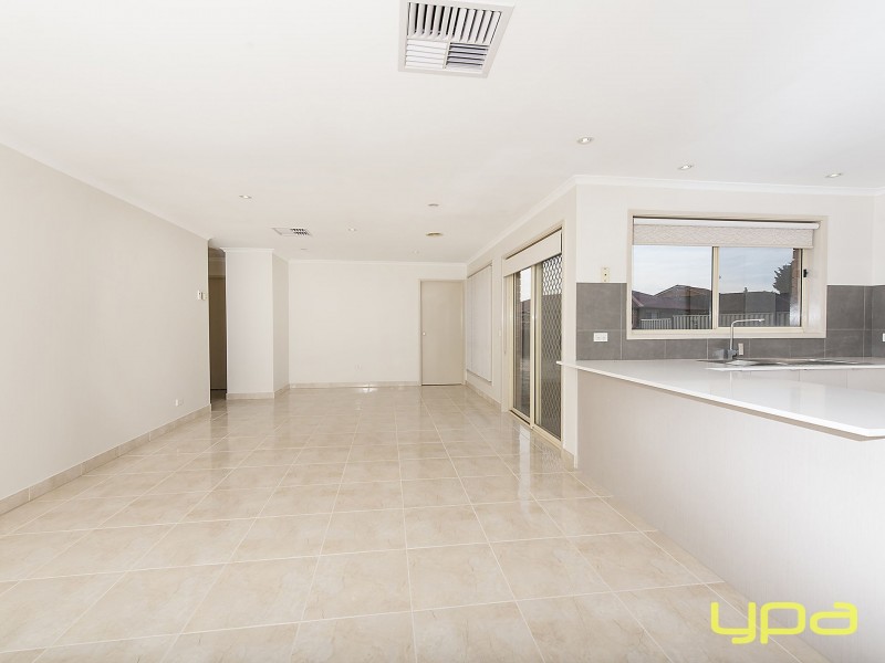 7 Brazil Court, Melton West VIC 3337