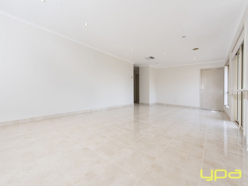 7 Brazil Court, Melton West VIC 3337