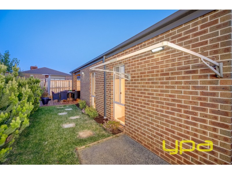 4 Ryebank Street, Melton South VIC 3338