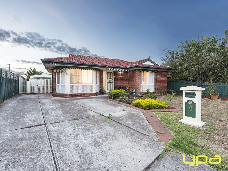 8 Belinda Close, Kurunjang VIC 3337