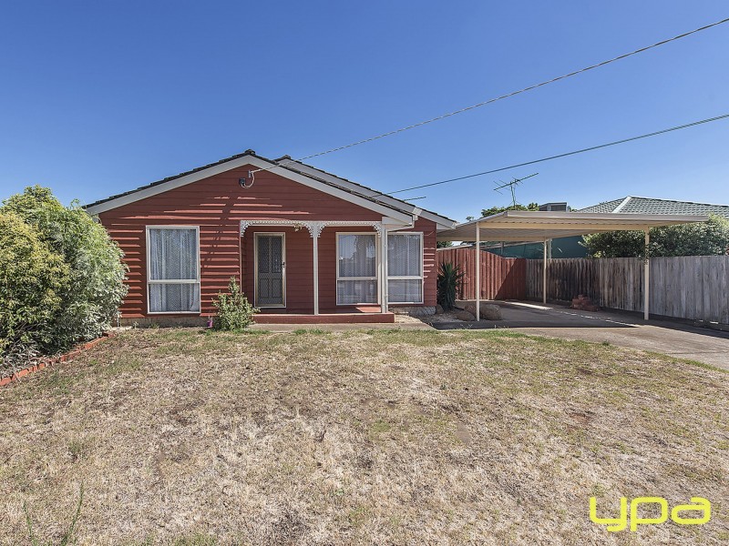 15 Bourke Road, Melton South VIC 3338