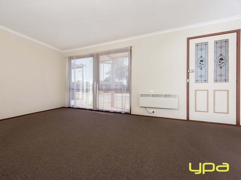 15 Bourke Road, Melton South VIC 3338
