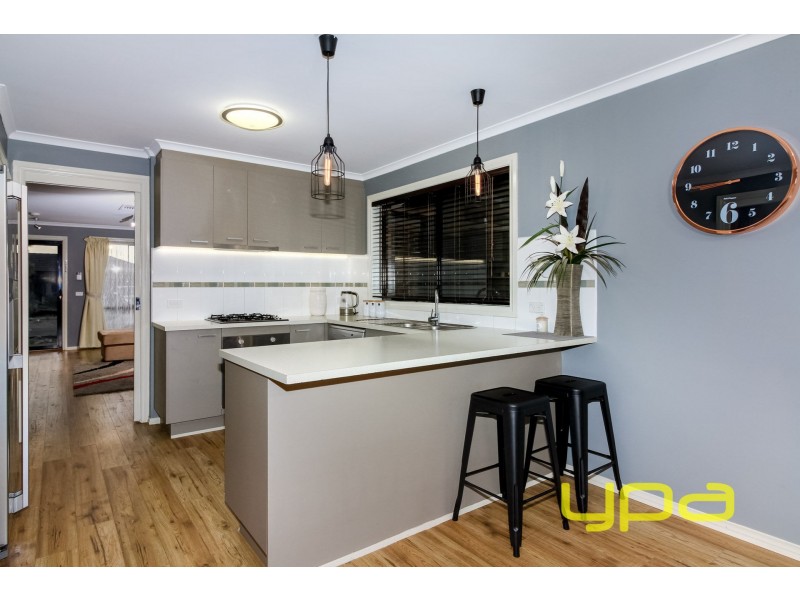 51 McBurnie Drive, Kurunjang VIC 3337