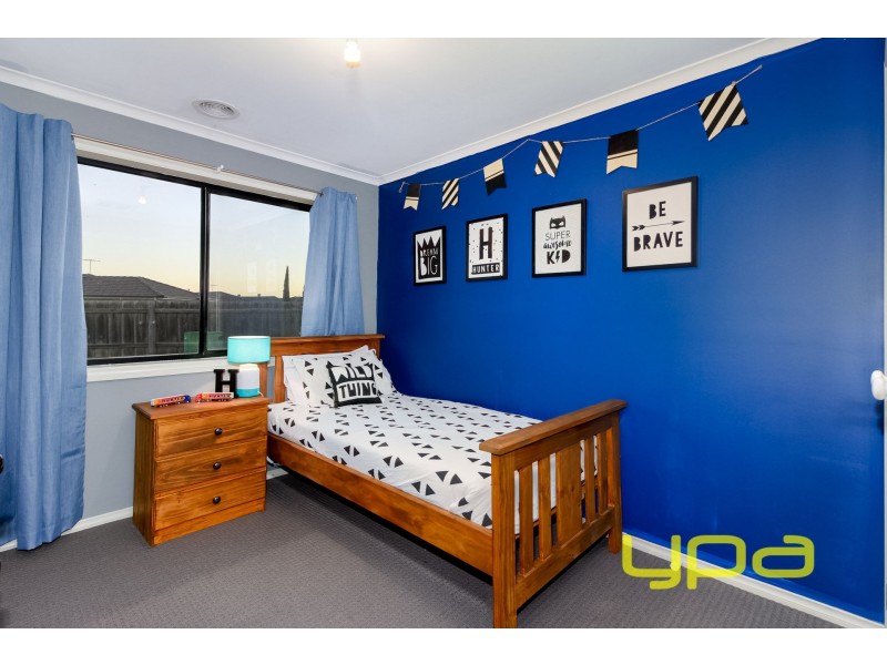 51 McBurnie Drive, Kurunjang VIC 3337