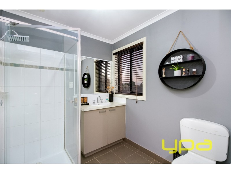 51 McBurnie Drive, Kurunjang VIC 3337