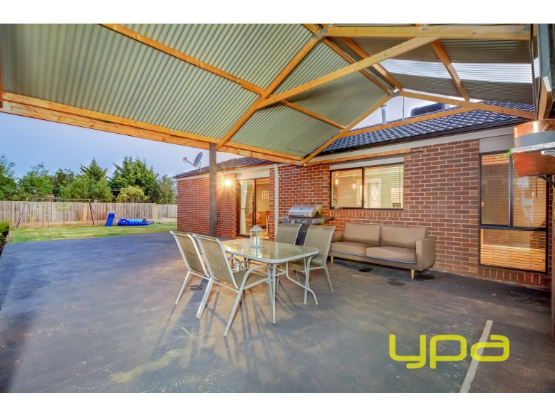 51 McBurnie Drive, Kurunjang VIC 3337