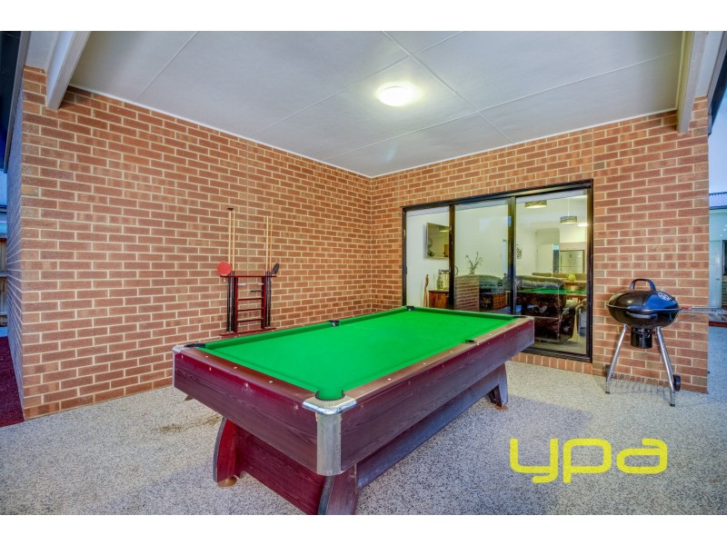 6 Glenelly Street, Melton South VIC 3338