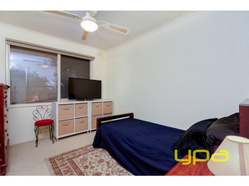 3 Landau Place, Melton West VIC 3337