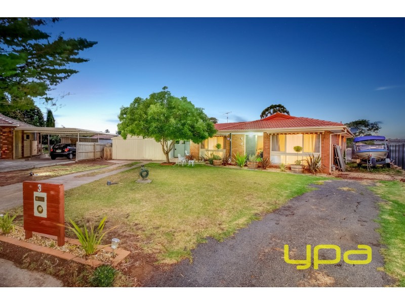 3 Landau Place, Melton West VIC 3337