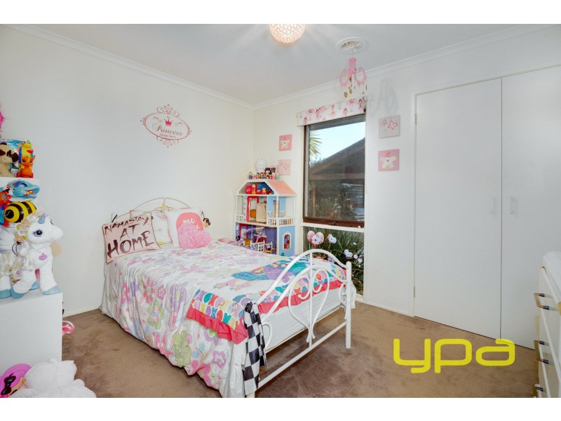 34 Pennyroyal Crescent, Kurunjang VIC 3337