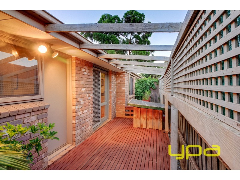 34 Pennyroyal Crescent, Kurunjang VIC 3337