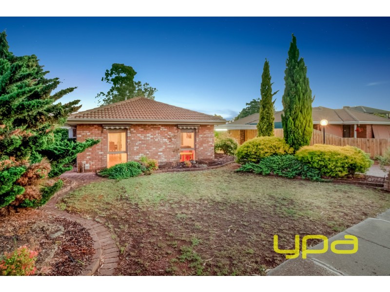 34 Pennyroyal Crescent, Kurunjang VIC 3337