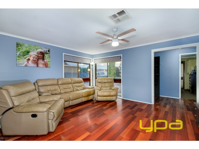 41 Dunvegan Drive, Kurunjang VIC 3337