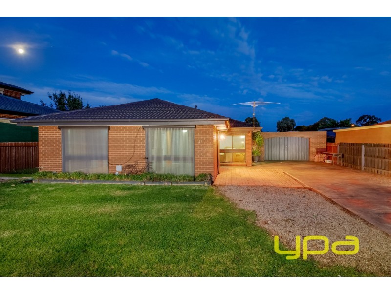 41 Dunvegan Drive, Kurunjang VIC 3337