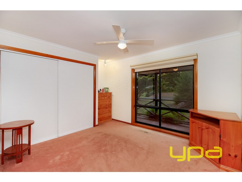 1 Rae Court, Darley VIC 3340