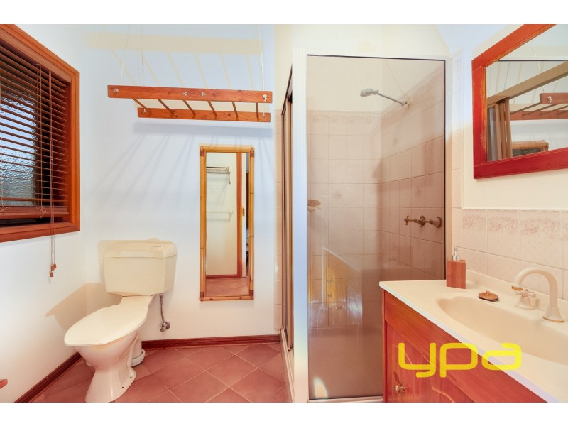 1 Rae Court, Darley VIC 3340