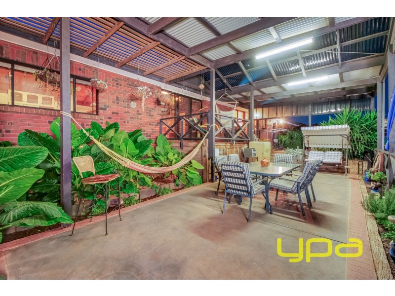 1 Rae Court, Darley VIC 3340