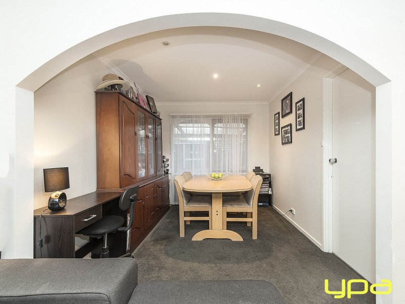 3 Berwick Place, Melton West VIC 3337