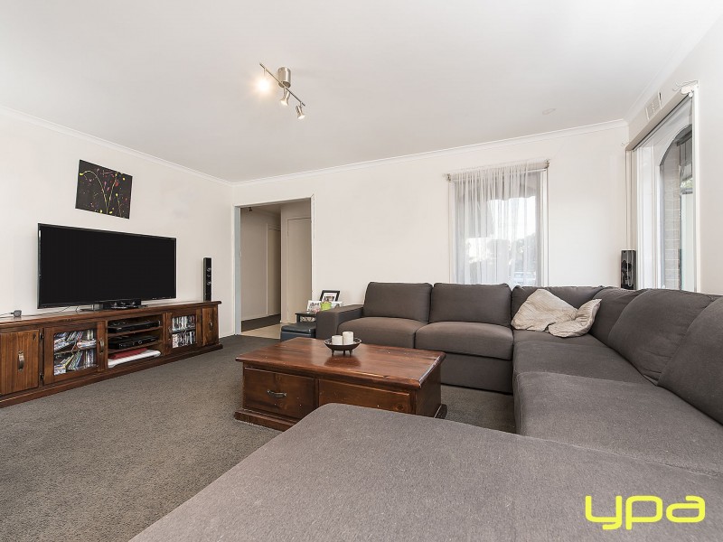 3 Berwick Place, Melton West VIC 3337