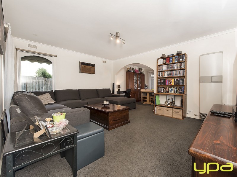 3 Berwick Place, Melton West VIC 3337