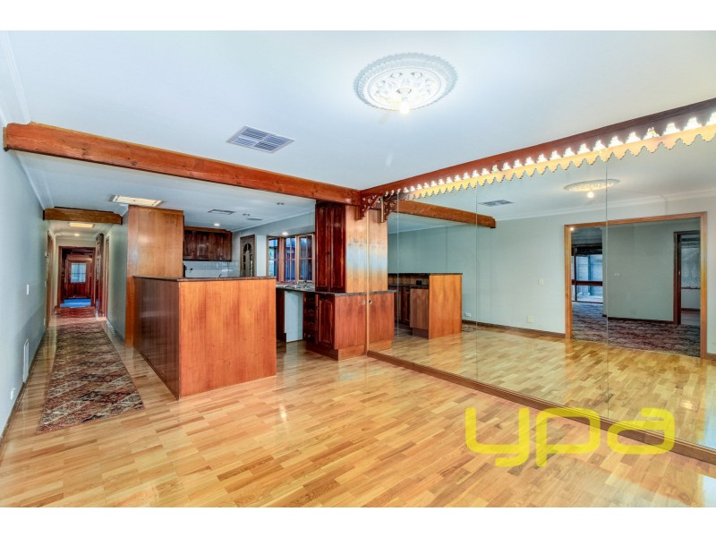 1 Irving Road, Melton VIC 3337