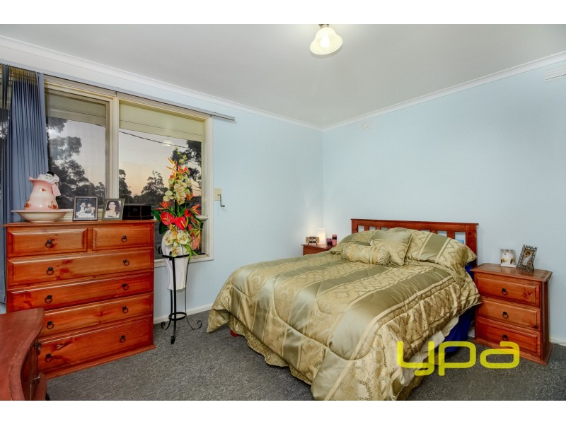 40 Quail Crescent, Melton VIC 3337